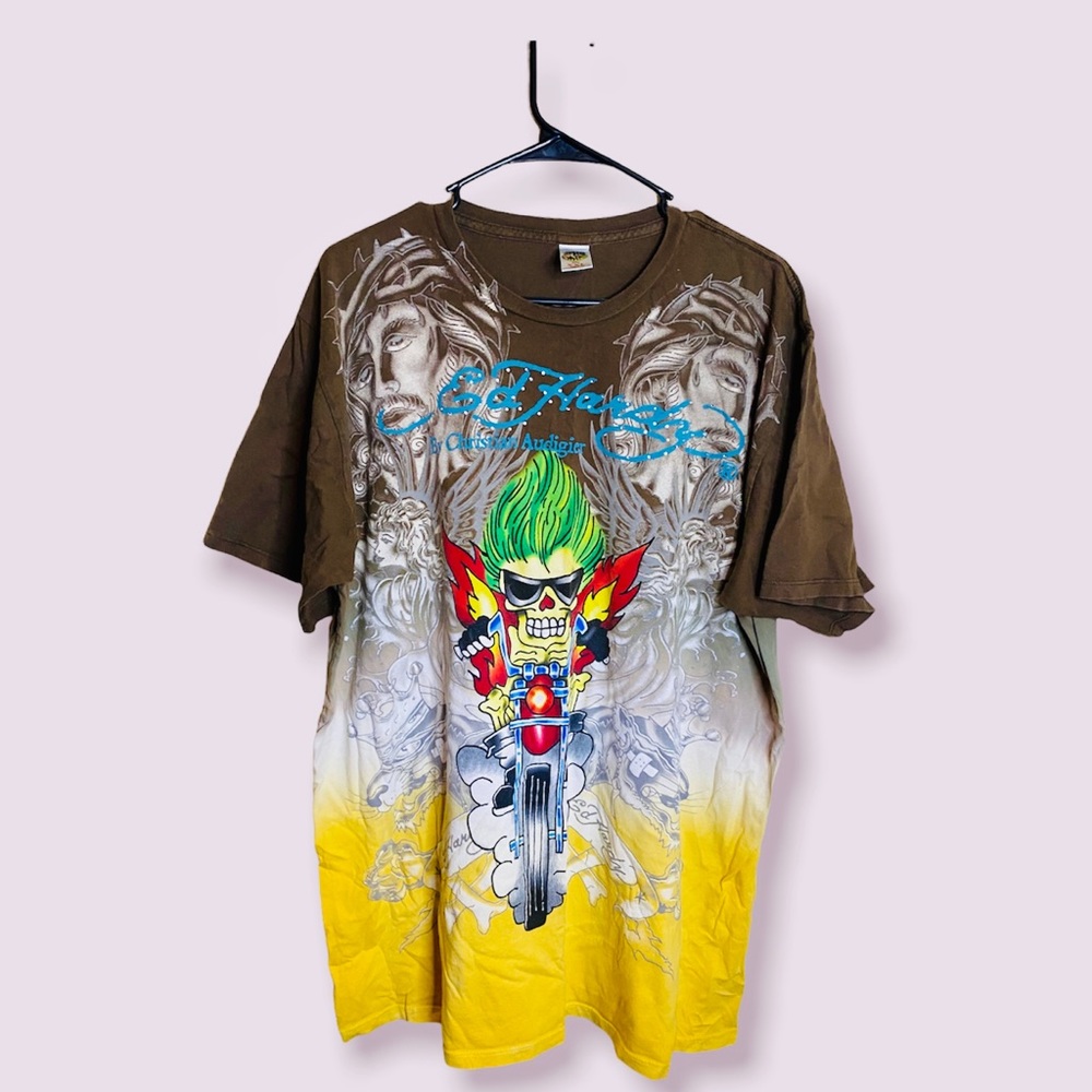 Ed Hardy graphic tee